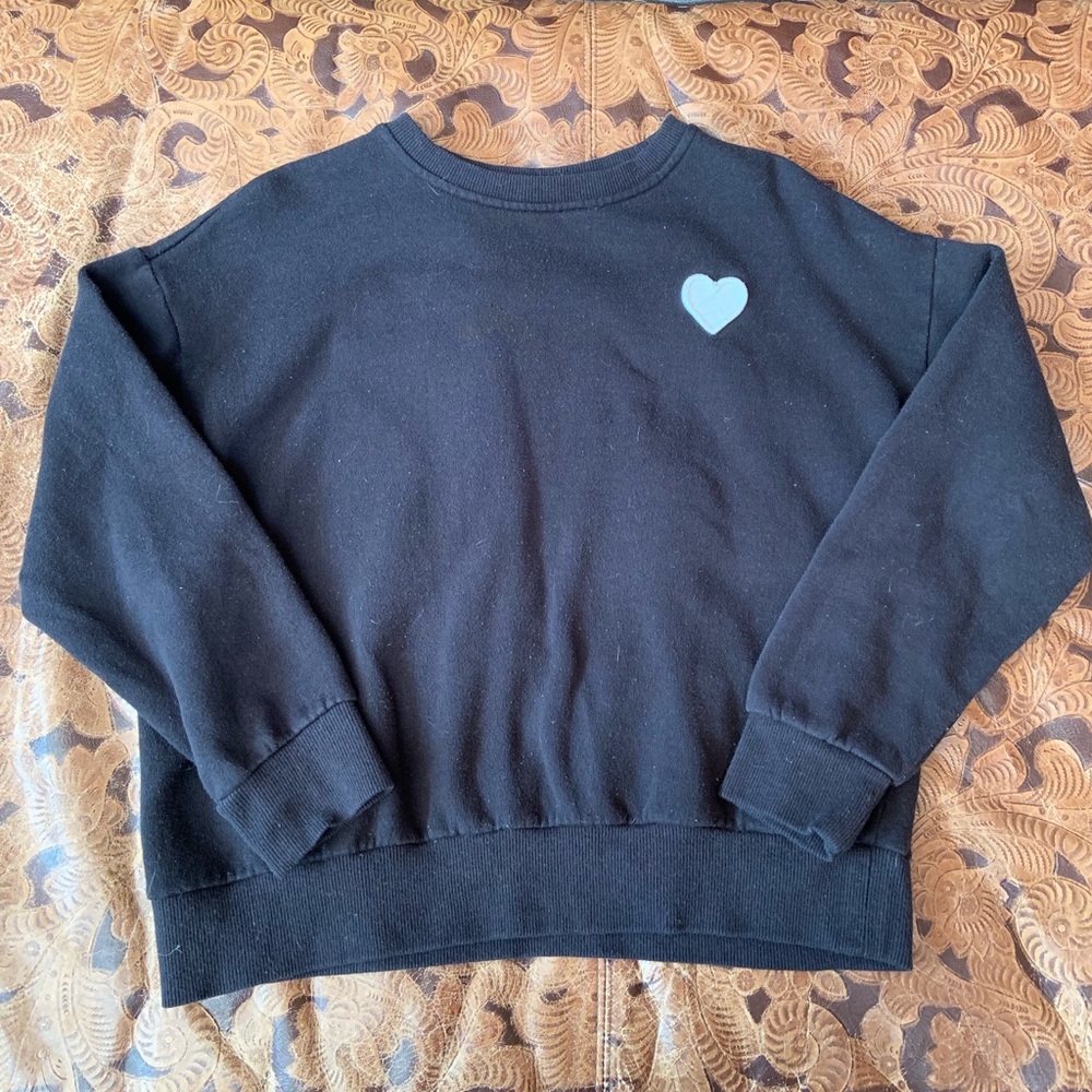 BLACK SWEATER FROM FOREVER 21